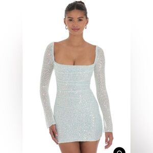 Lucy in the Sky long sleeve knitted sequin dress. Blue.  Size medium.  NWT.